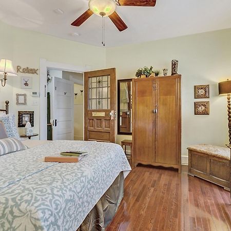 Granbury Gardens Bed And Breakfast 객실 사진