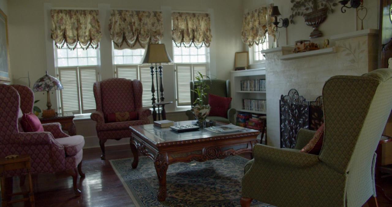 Granbury Gardens Bed And Breakfast 외부 사진