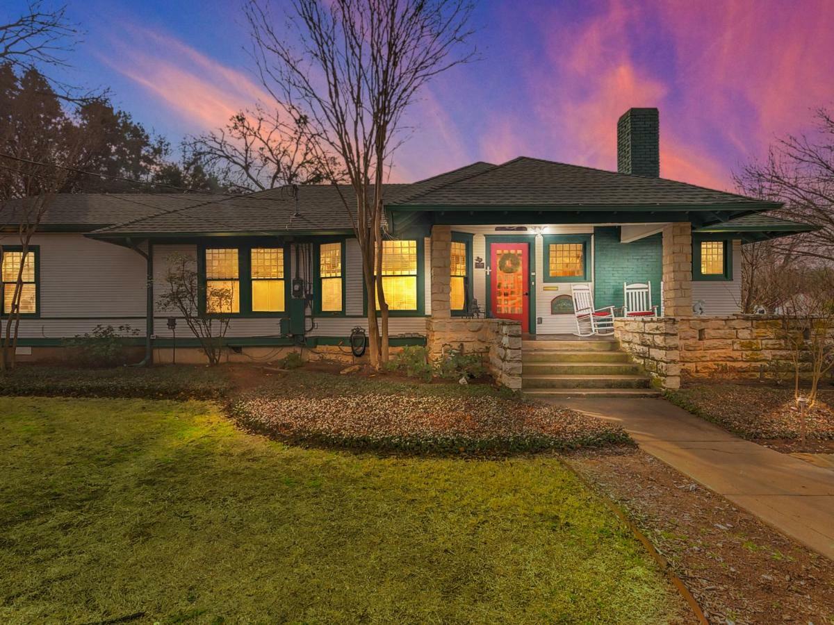 Granbury Gardens Bed And Breakfast 외부 사진